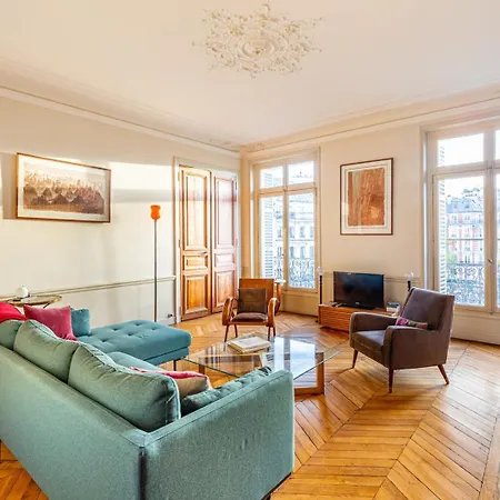 Appartamento Guestready - Picturesque Apt Near Voltaire Station